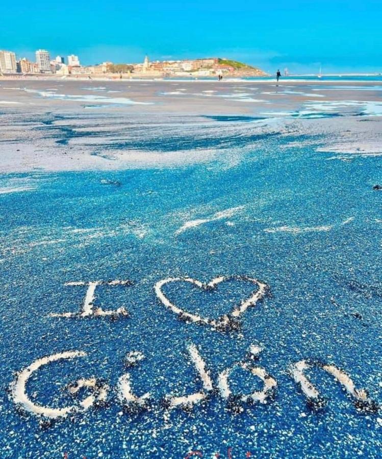 Alojamientos Muelle De Gijón Kültér fotó