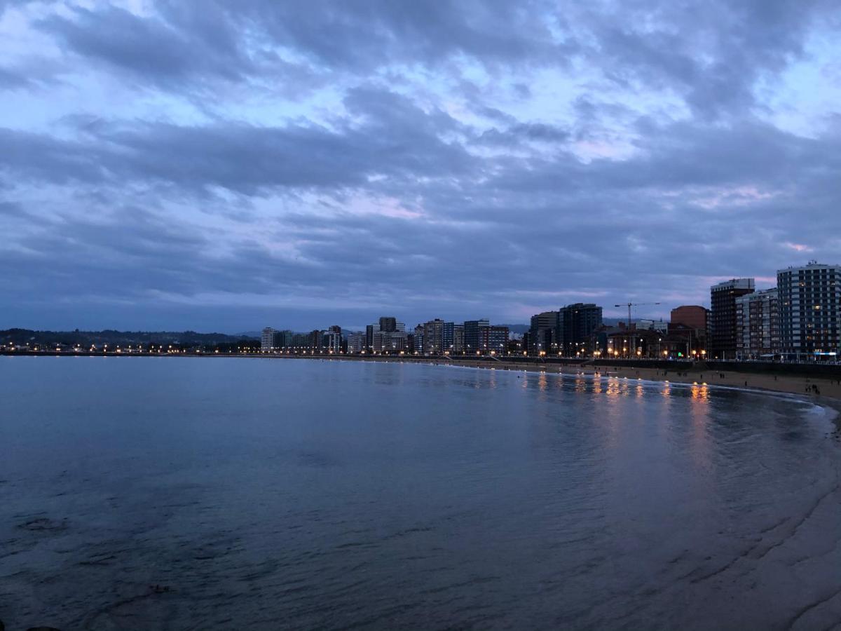 Alojamientos Muelle De Gijón Kültér fotó